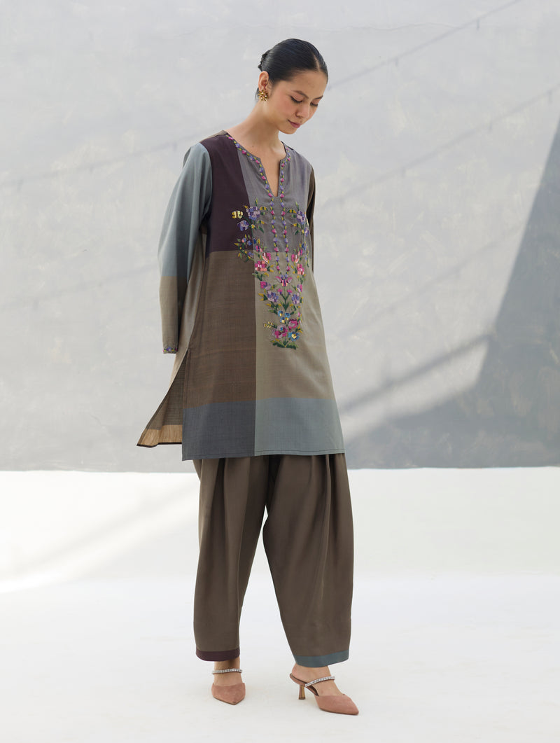 Athiya Hand-Embroidered Short Kurta - Taupe Grey