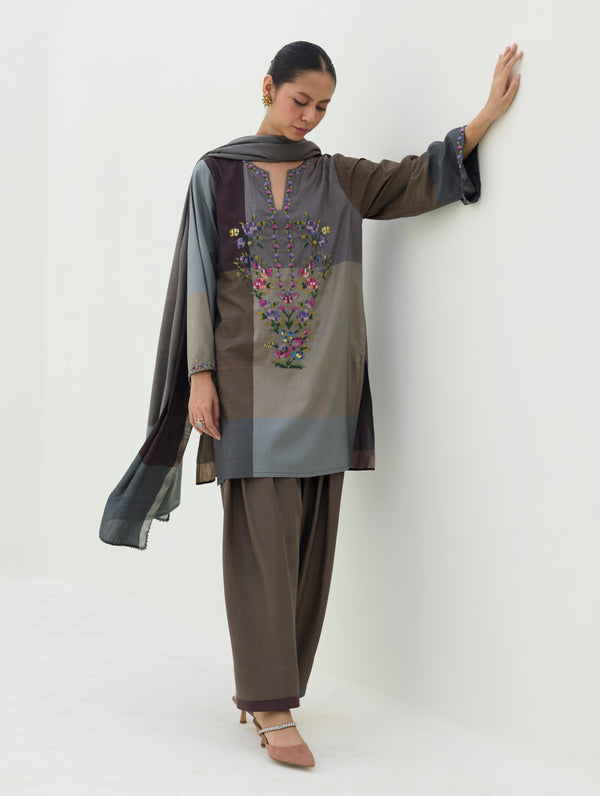 Athiya Hand-Embroidered Kurta Set - Taupe Grey