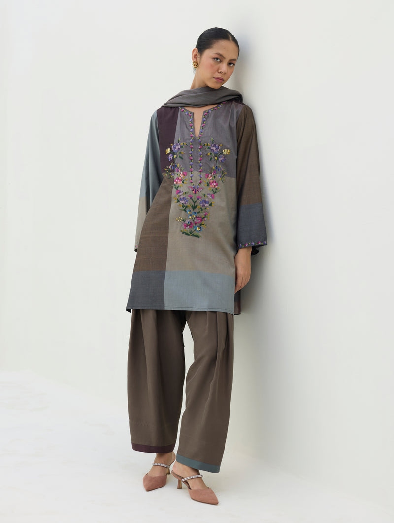 Athiya Hand-Embroidered Kurta Set - Taupe Grey