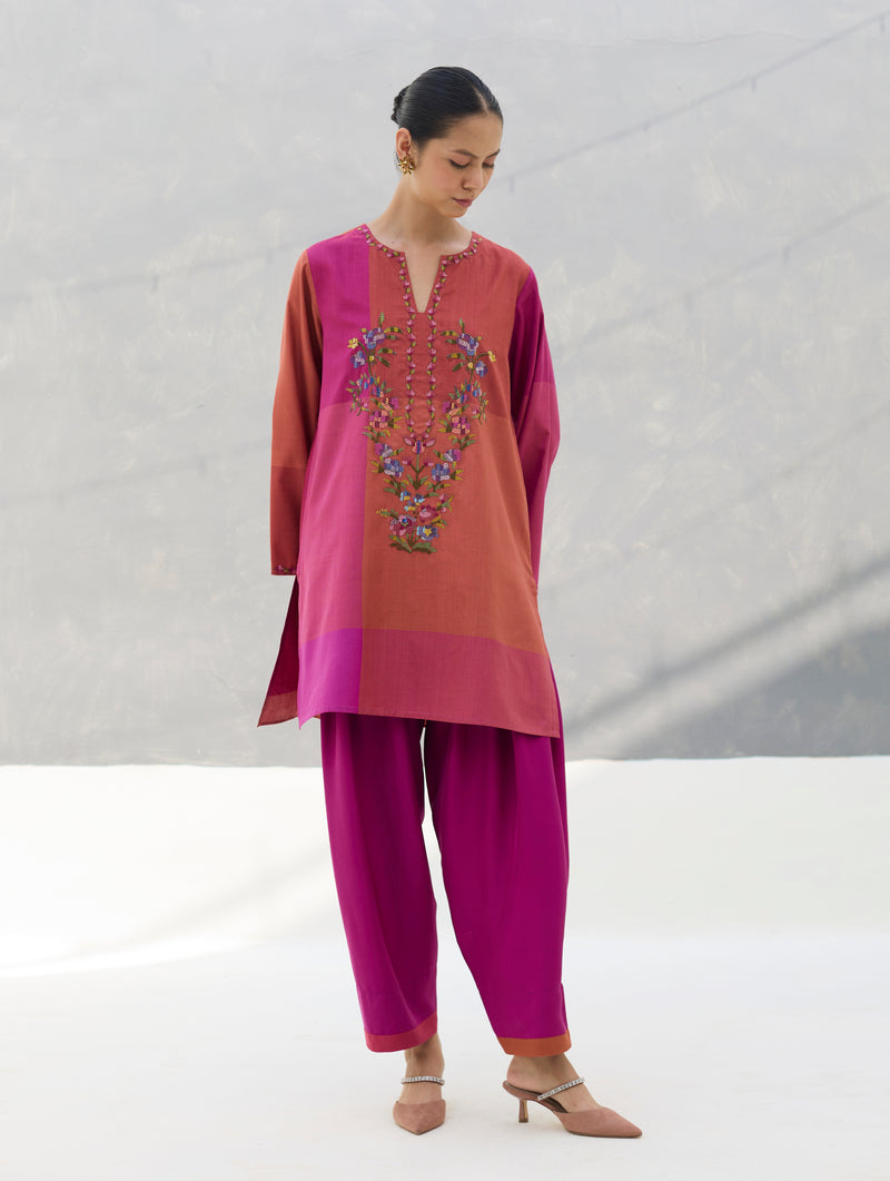 Athiya Hand-Embroidered Short Kurta - Rose