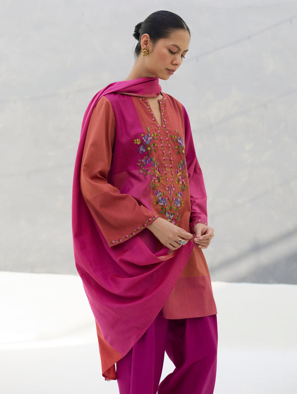 Athiya Hand-Embroidered Kurta Set - Rose