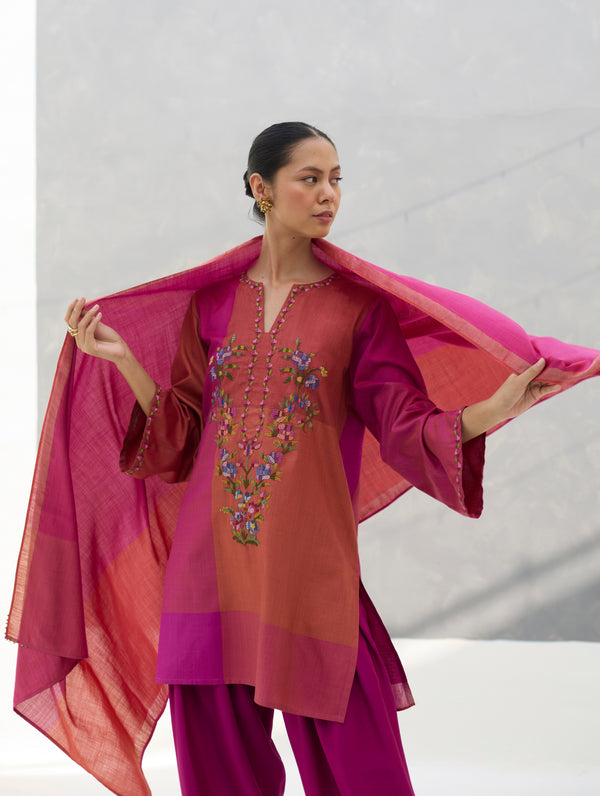 Athiya Hand-Embroidered Short Kurta - Rose