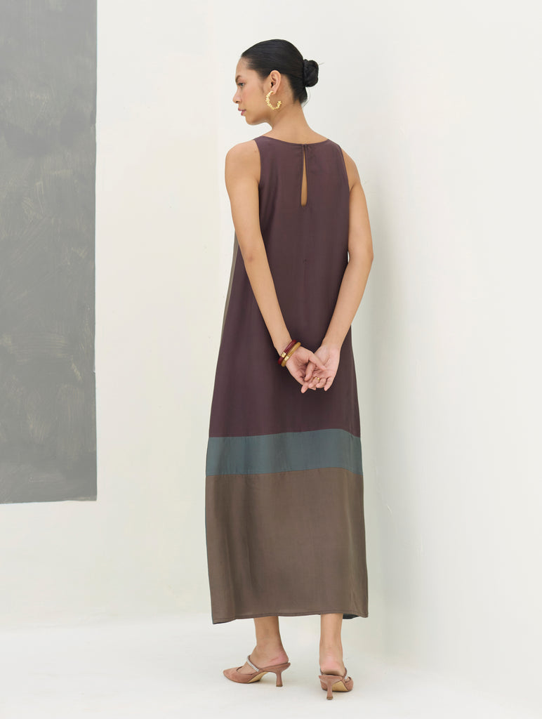 Nida Sleeveless Mulberry Silk Dress - Taupe Grey