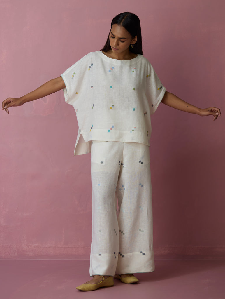 Kanni Hand-Embroidered Jamdani Linen Top - Ivory