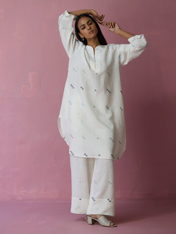 Ikara Jamdani Linen Kurta Set - Ivory