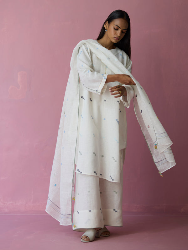 Ikara Jamdani Linen Kurta Set - Ivory