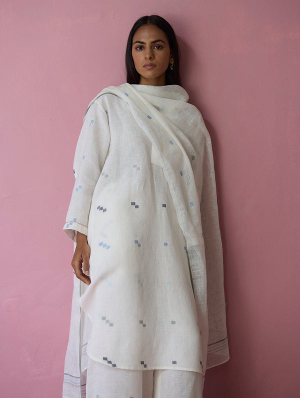 Ikara Jamdani Linen Kurta Set - Ivory