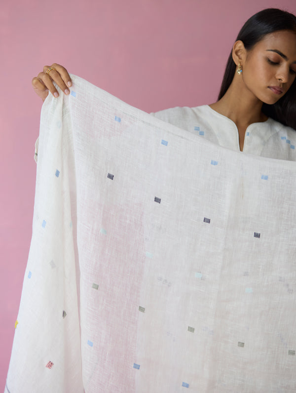 Mila Hand-Embroidered Jamdani Linen Dupatta - Ivory