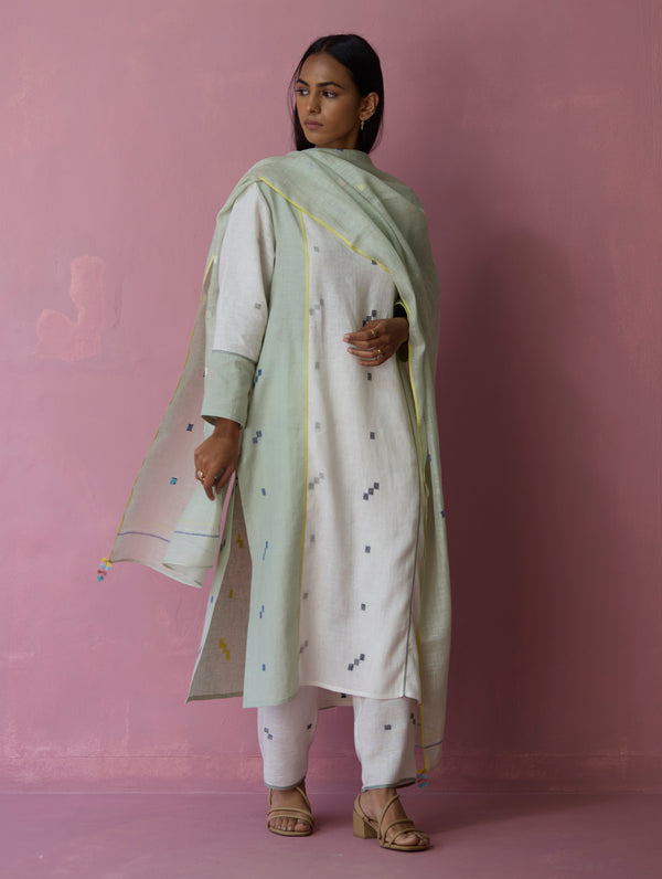 Siza Jamdani Linen Colour-Block Kurta Set