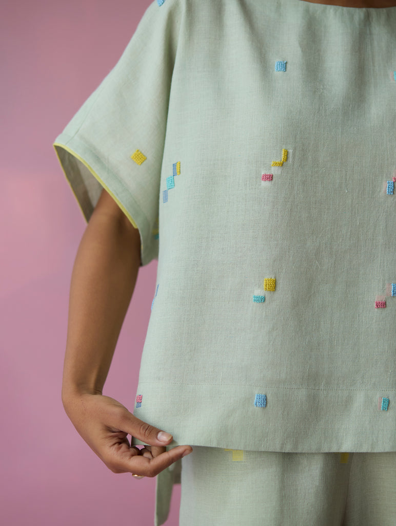 Kanni Hand-Embroidered Jamdani Linen Top - Aqua