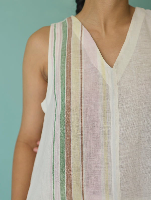 Vanya Border Linen Sleeveless Kurta - Ivory