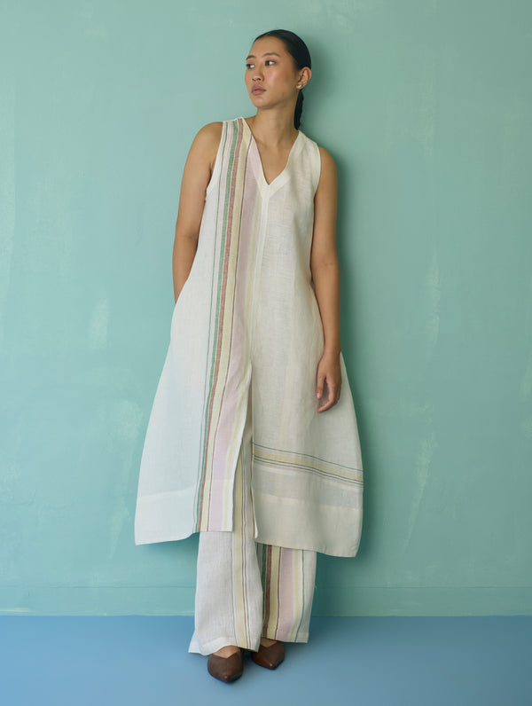 Vanya Border Linen Sleeveless Kurta Set - Ivory
