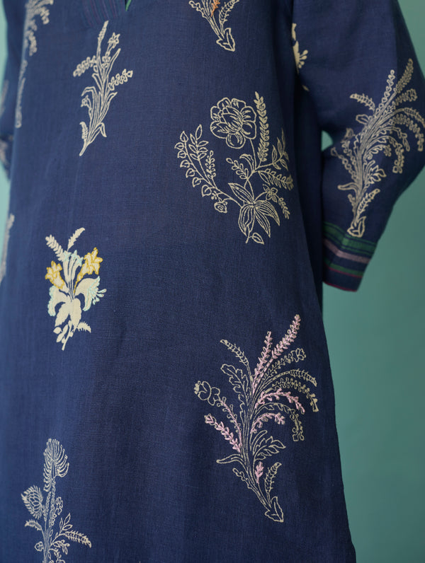 Zura Floral Block Printed Embroidered Kurta - Indigo