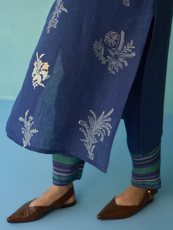 Zura Floral Block Printed Embroidered Kurta - Indigo