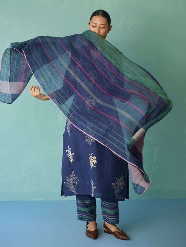 Zura Floral Block Printed Embroidered Kurta Set - Indigo