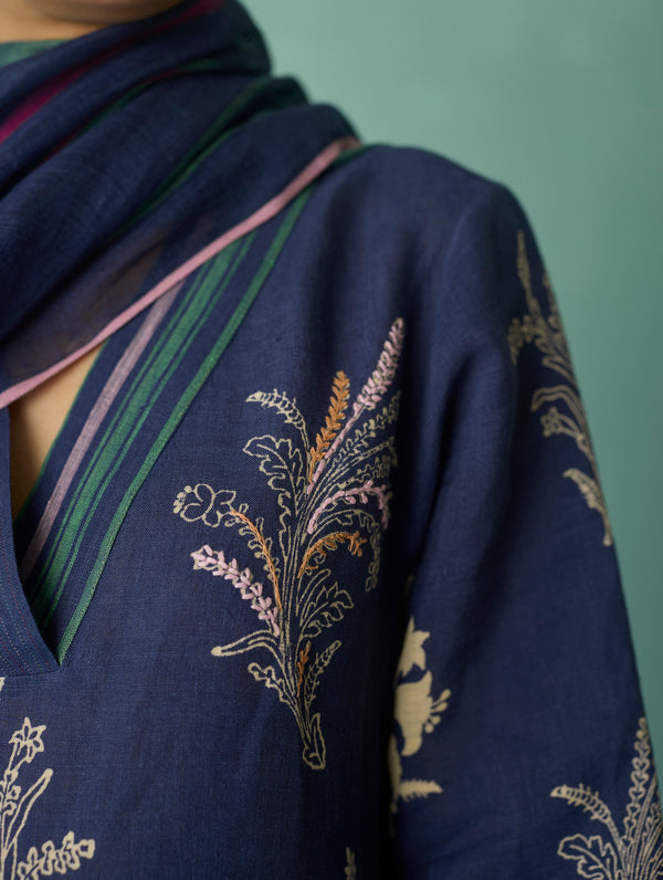 Zura Floral Block Printed Embroidered Kurta - Indigo