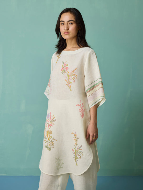 Nami Floral Block-Printed Curved Hem Kurta Set - Ivory