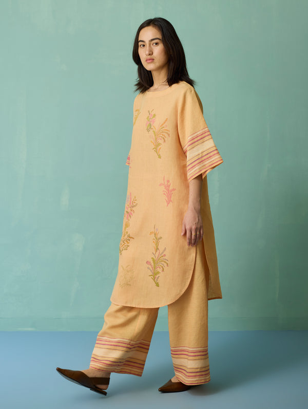 Nami Floral Block-Printed Curved Hem Kurta - Apricot