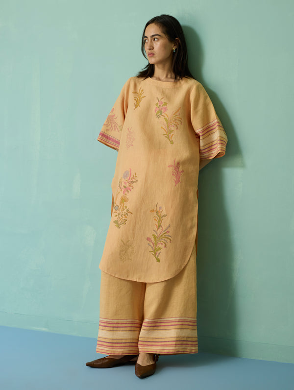 Nami Floral Block-Printed Curved Hem Kurta - Apricot