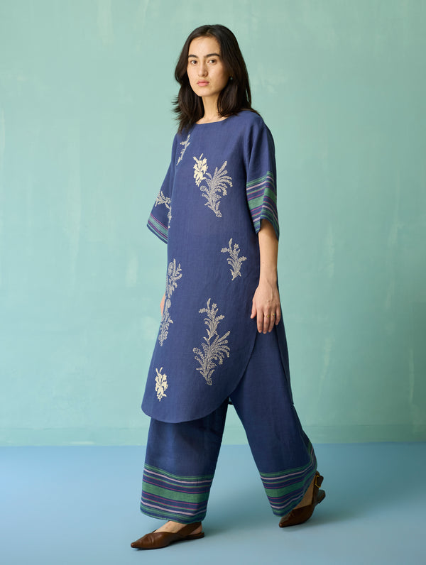 Nami Floral Block-Printed Curved Hem Kurta - Indigo