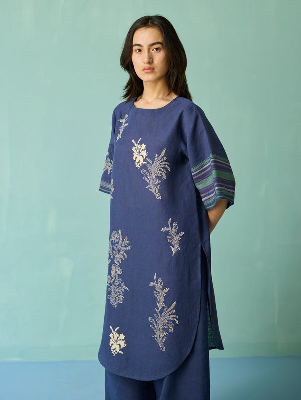 Nami Floral Block-Printed Curved Hem Kurta - Indigo