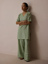 Selle Linen Stripe Applique Kurta - Fern