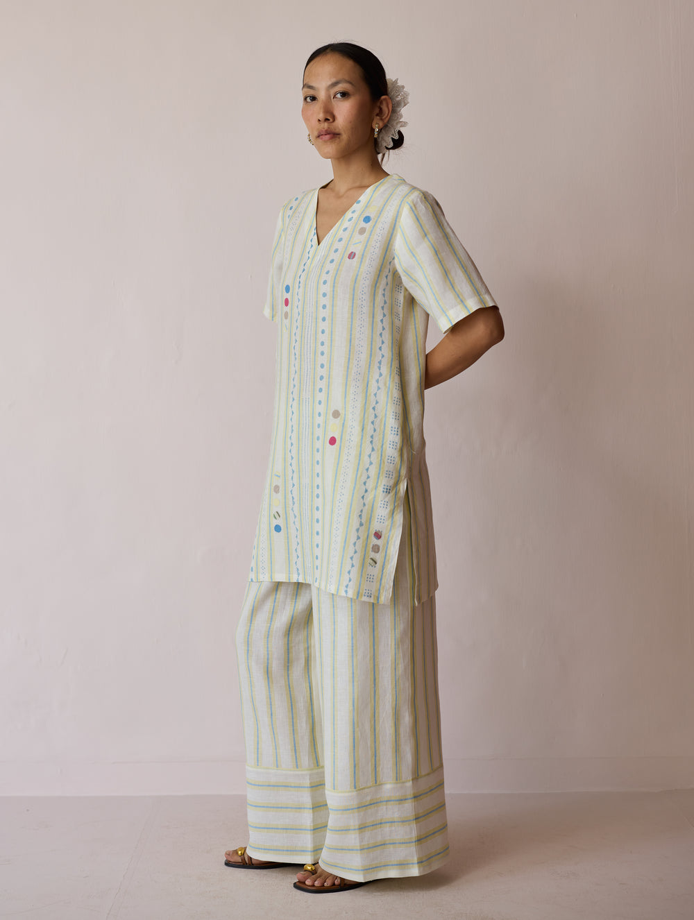 Selle Linen Applique Kurta Set - Ivory