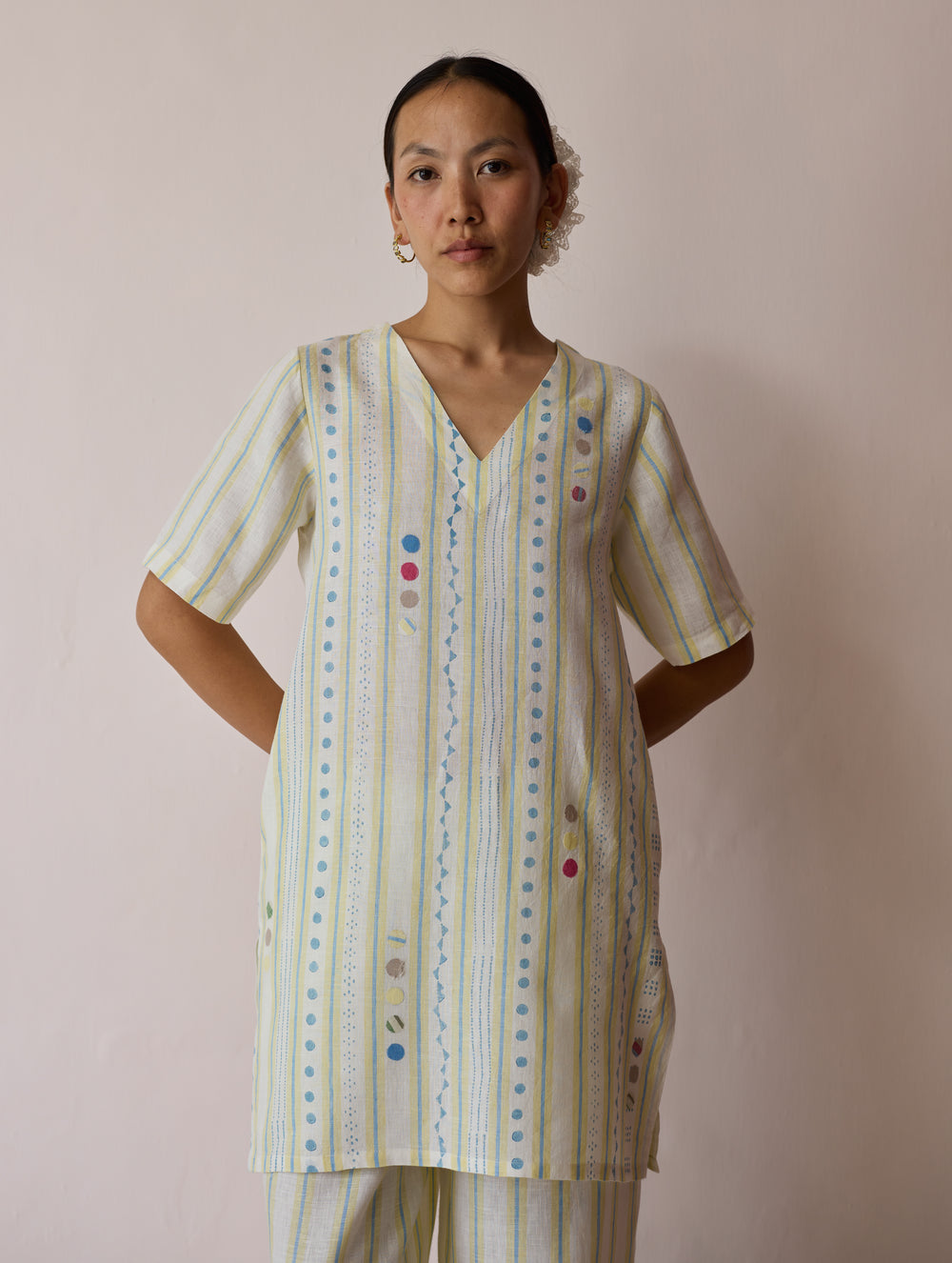 Selle Linen Stripe Applique Kurta - Ivory
