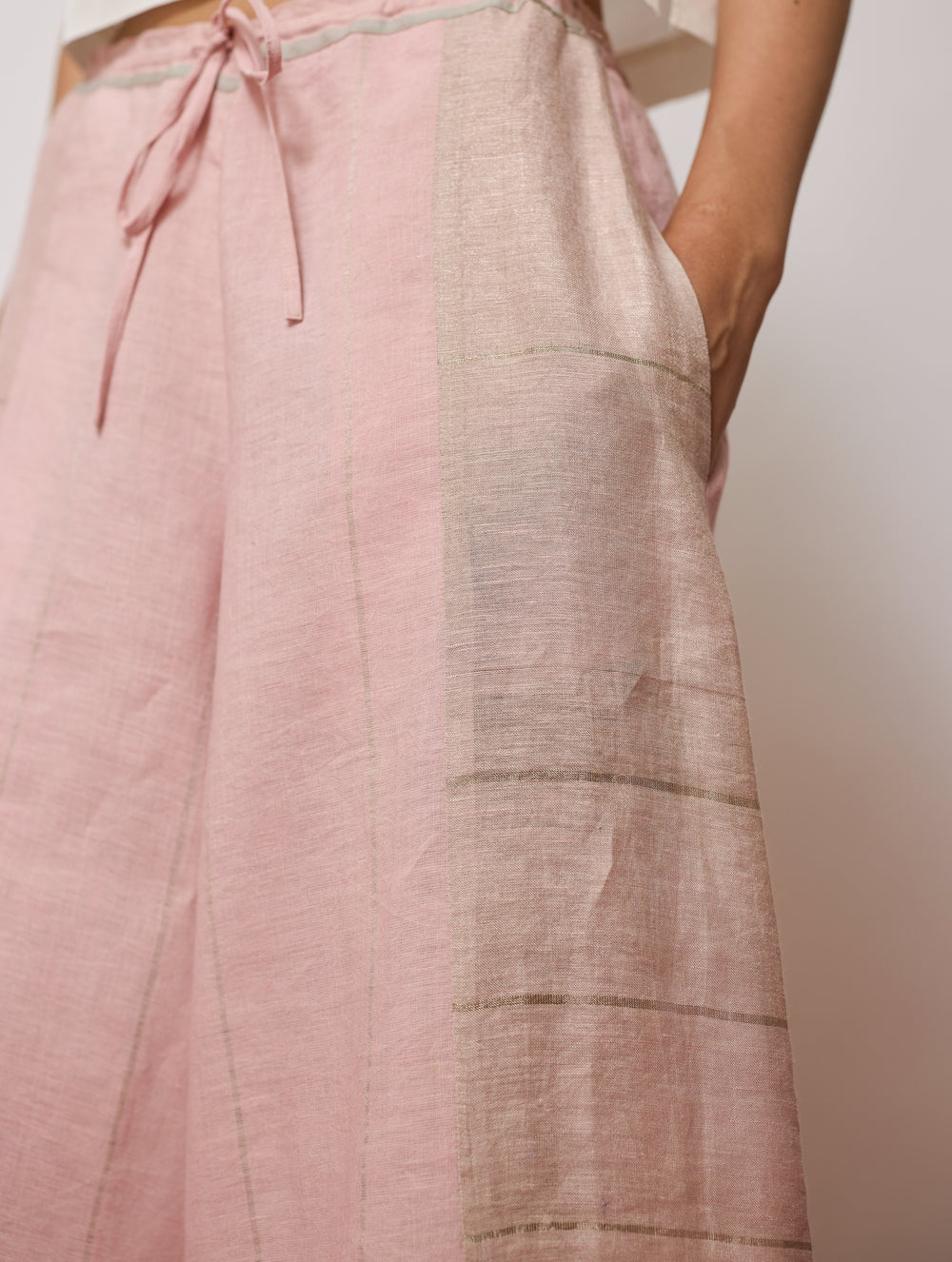 Hanat Hand-Embroidered Bird Co-ord - Pink