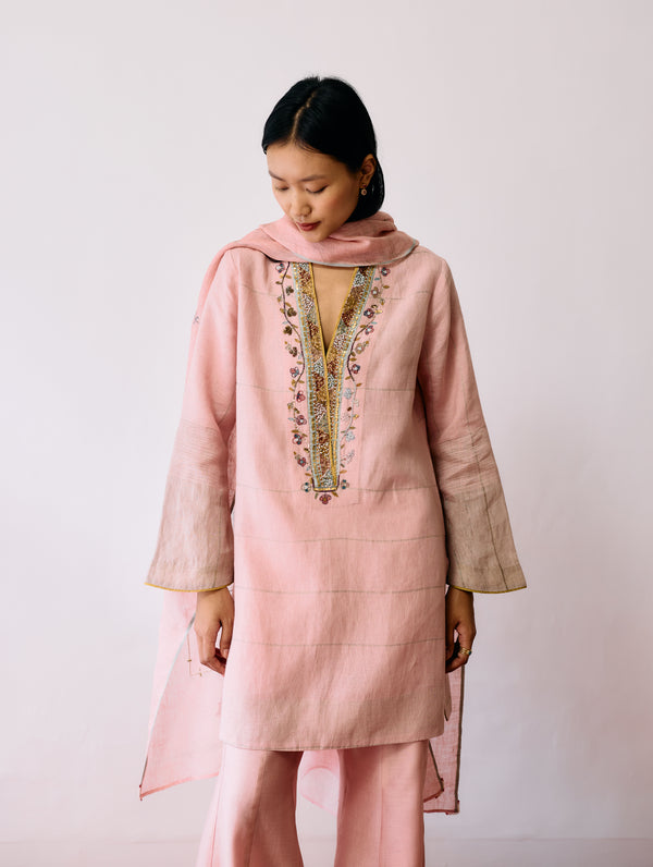 Naar Hand-Embroidered Metallic Kurta Set - Pink