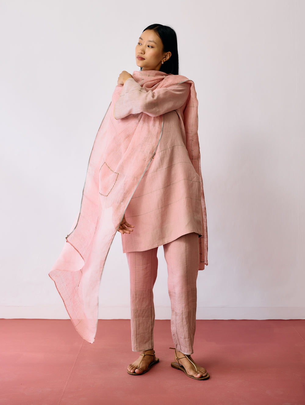 Mora Hand-Embroidered Metallic Linen Dupatta - Pink