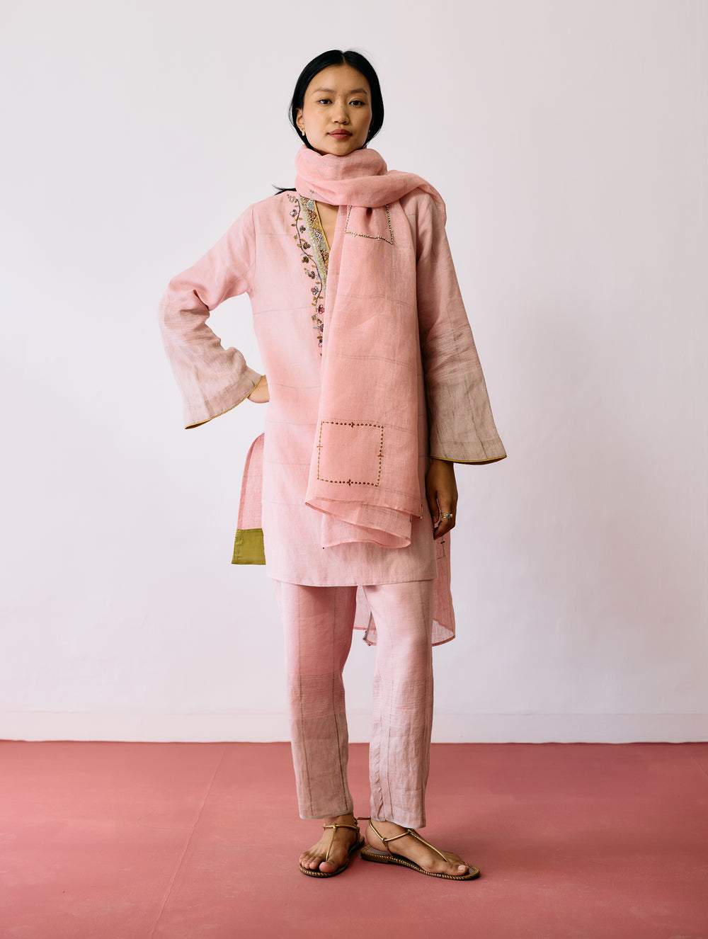 Mora Hand-Embroidered Metallic Linen Dupatta - Pink