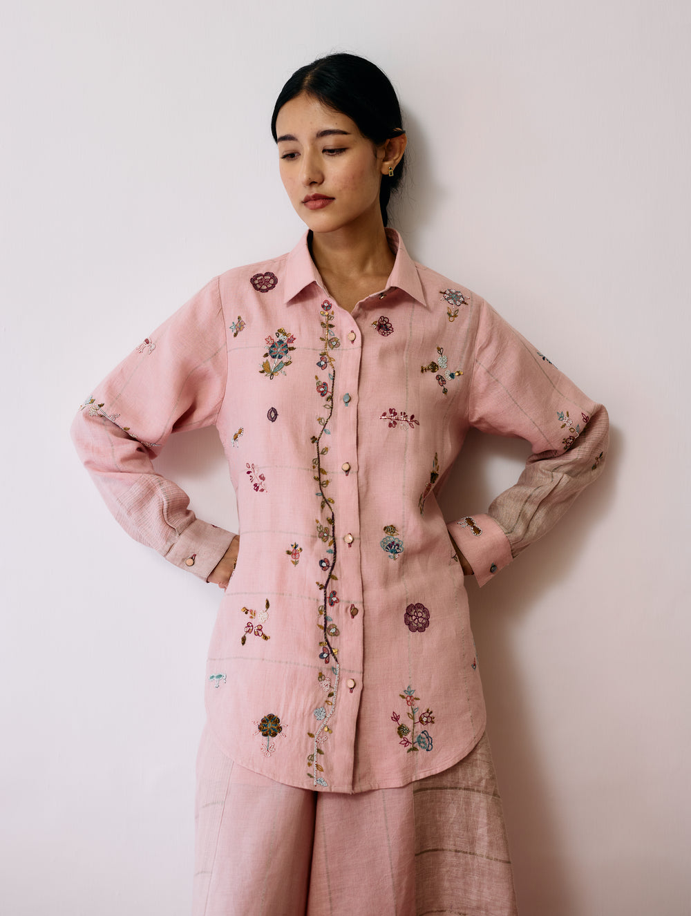 Mansa Floral Hand-Embroidered Shirt - Pink