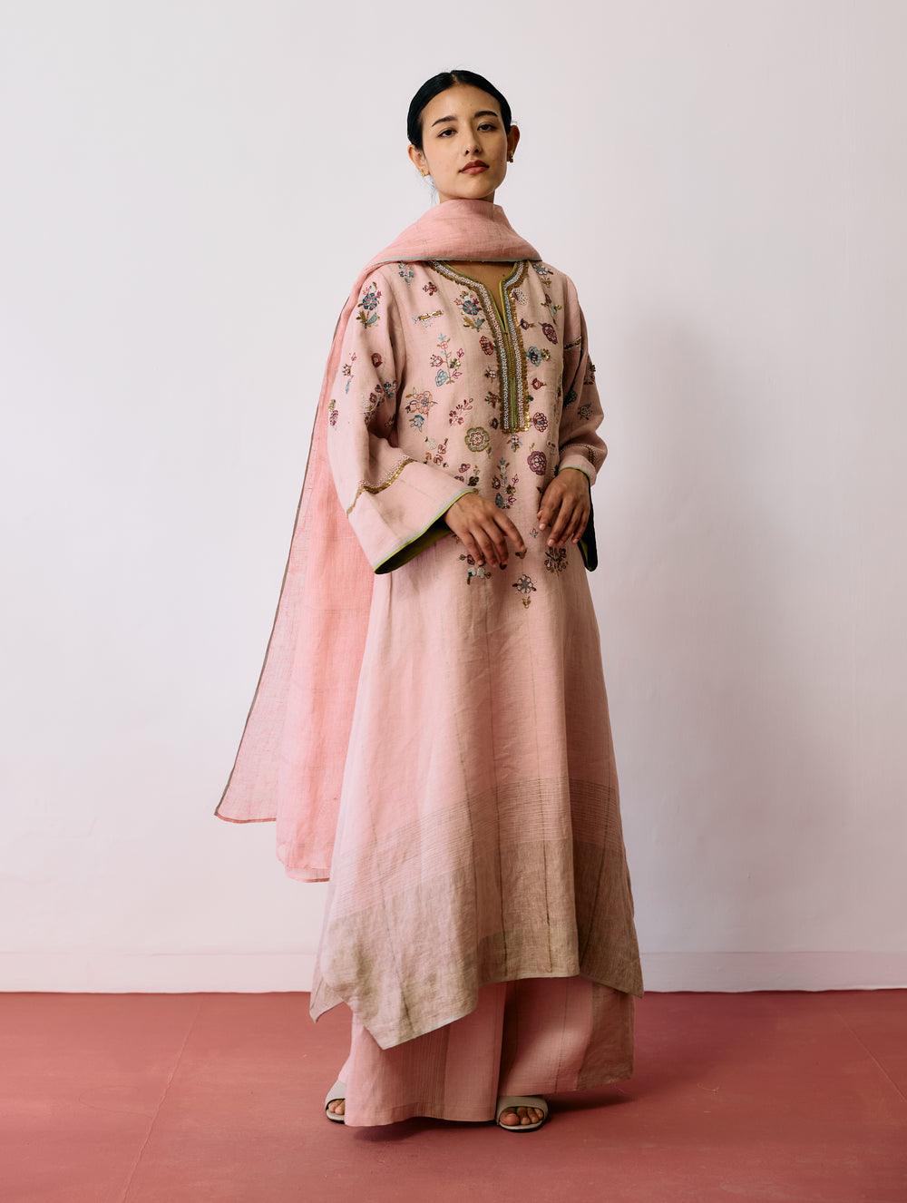 Ura Hand-Embroidered Metallic Linen Kurta Set - Pink
