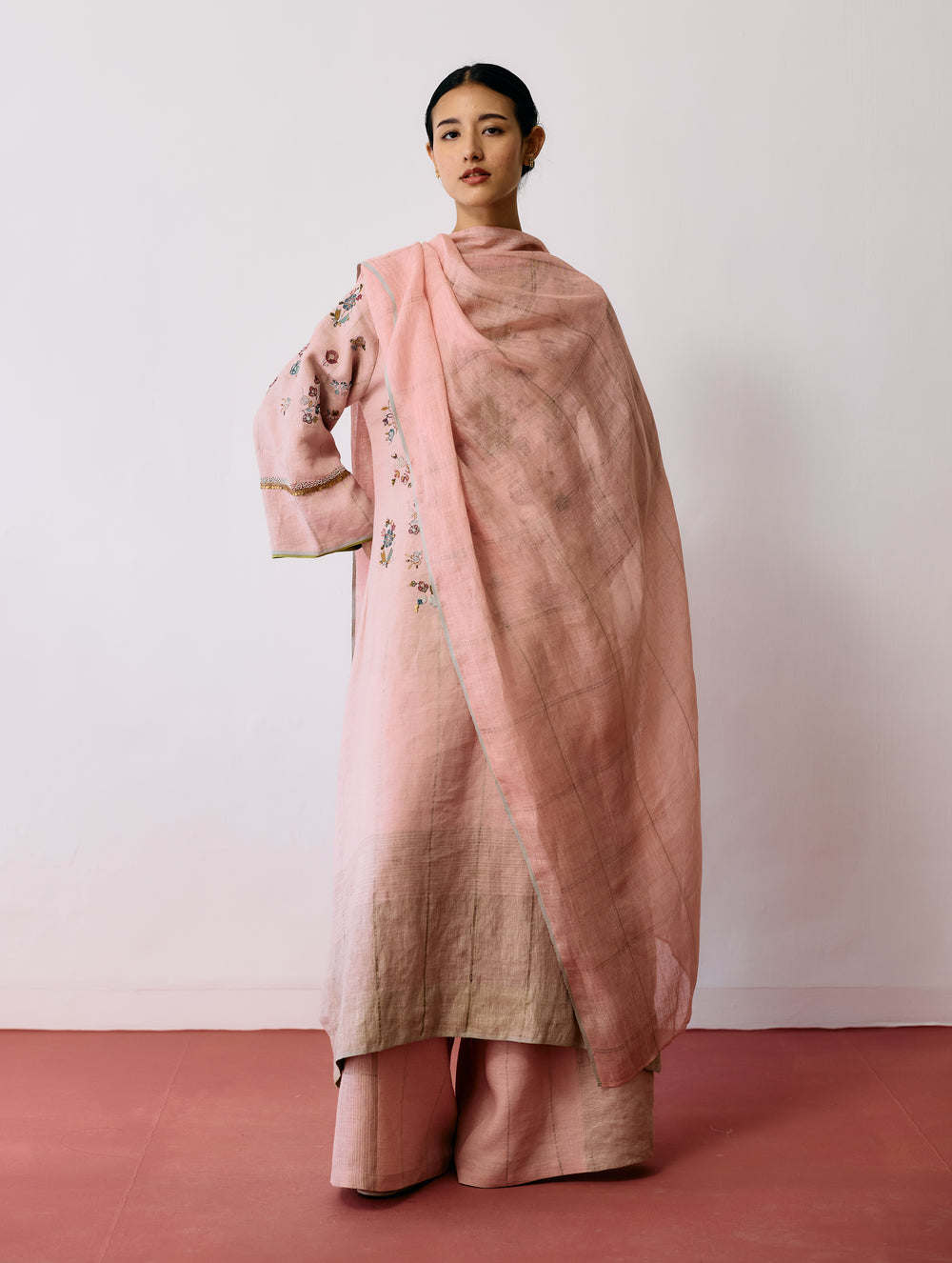 Ura Hand-Embroidered Metallic Linen Kurta Set - Pink
