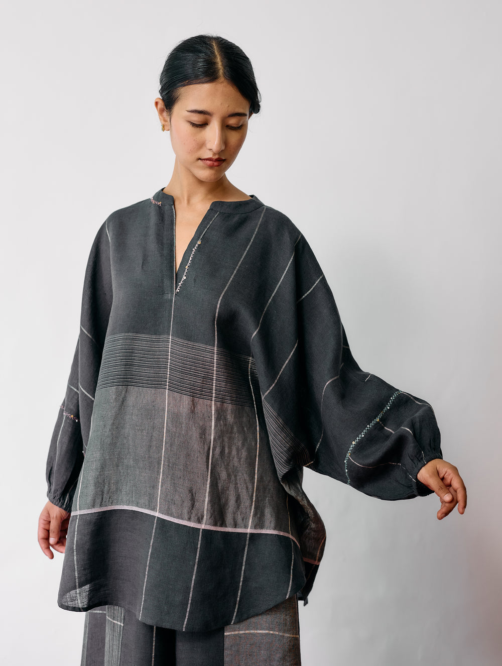 Raza Metallic Linen Top - Charcoal