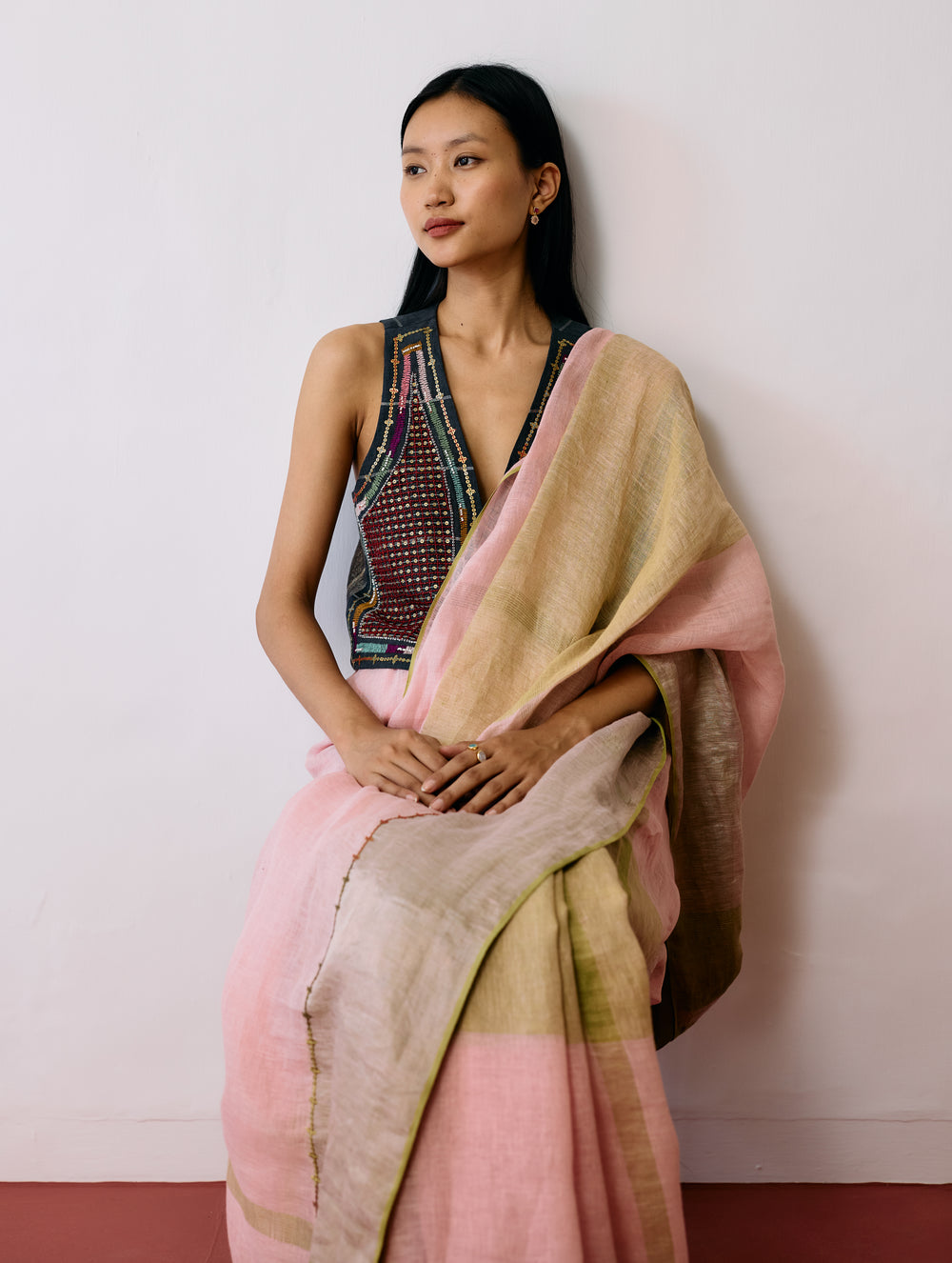 Afra Metallic Handloom Linen Saree - Metallic Pink