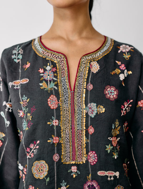 Ura Hand-Embroidered Metallic Linen Kurta Set - Charcoal