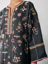 Ura Hand-Embroidered Metallic Linen Kurta - Charcoal