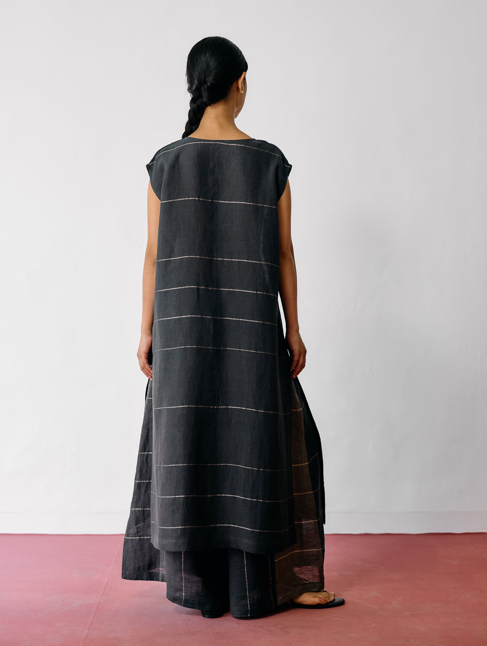 Rira Metallic Linen Long Co-ord - Charcoal