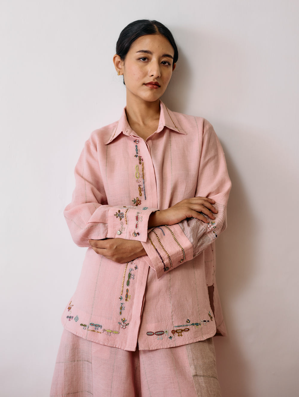 Hanat Hand-Embroidered Bird Shirt - Pink