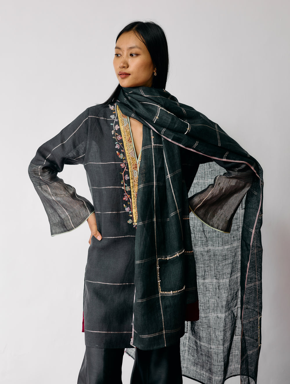 Mora Hand-Embroidered Metallic Linen Dupatta - Charcoal