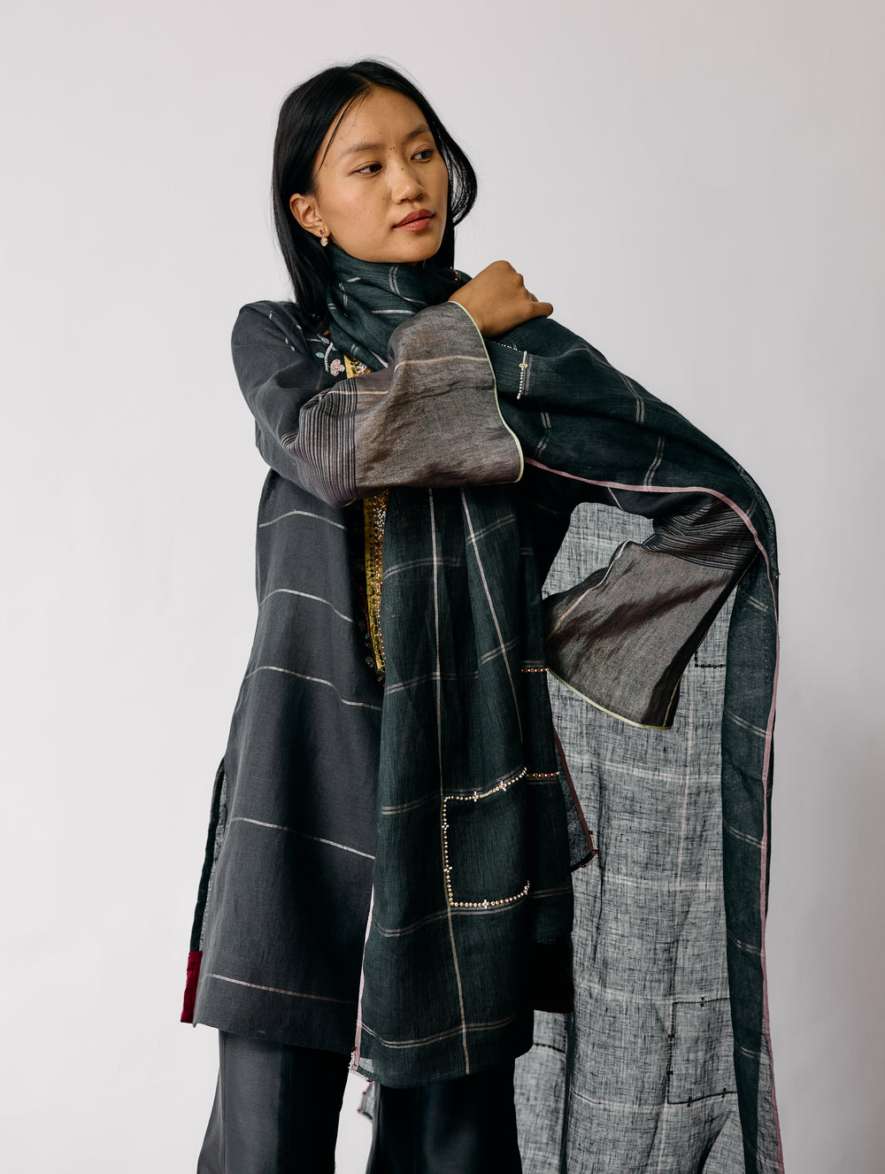 Mora Hand-Embroidered Metallic Linen Dupatta - Charcoal