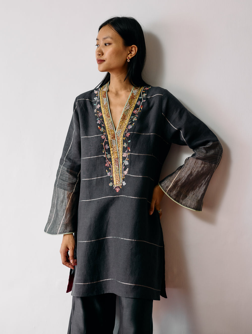 Naar Hand-Embroidered Metallic Kurta - Charcoal