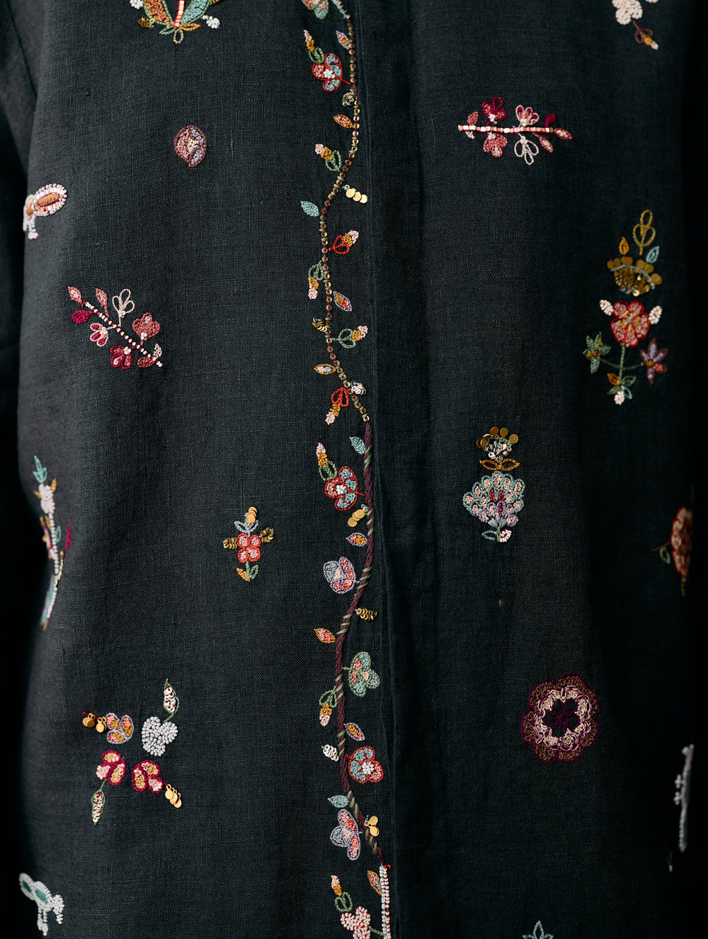 Zai Floral Hand-Embroidered Shirt - Charcoal
