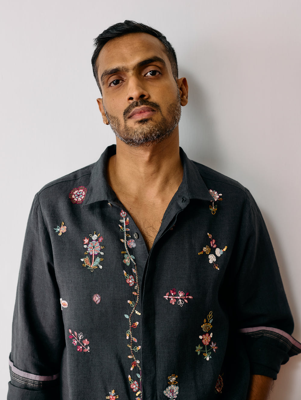 Zai Floral Hand-Embroidered Shirt - Charcoal