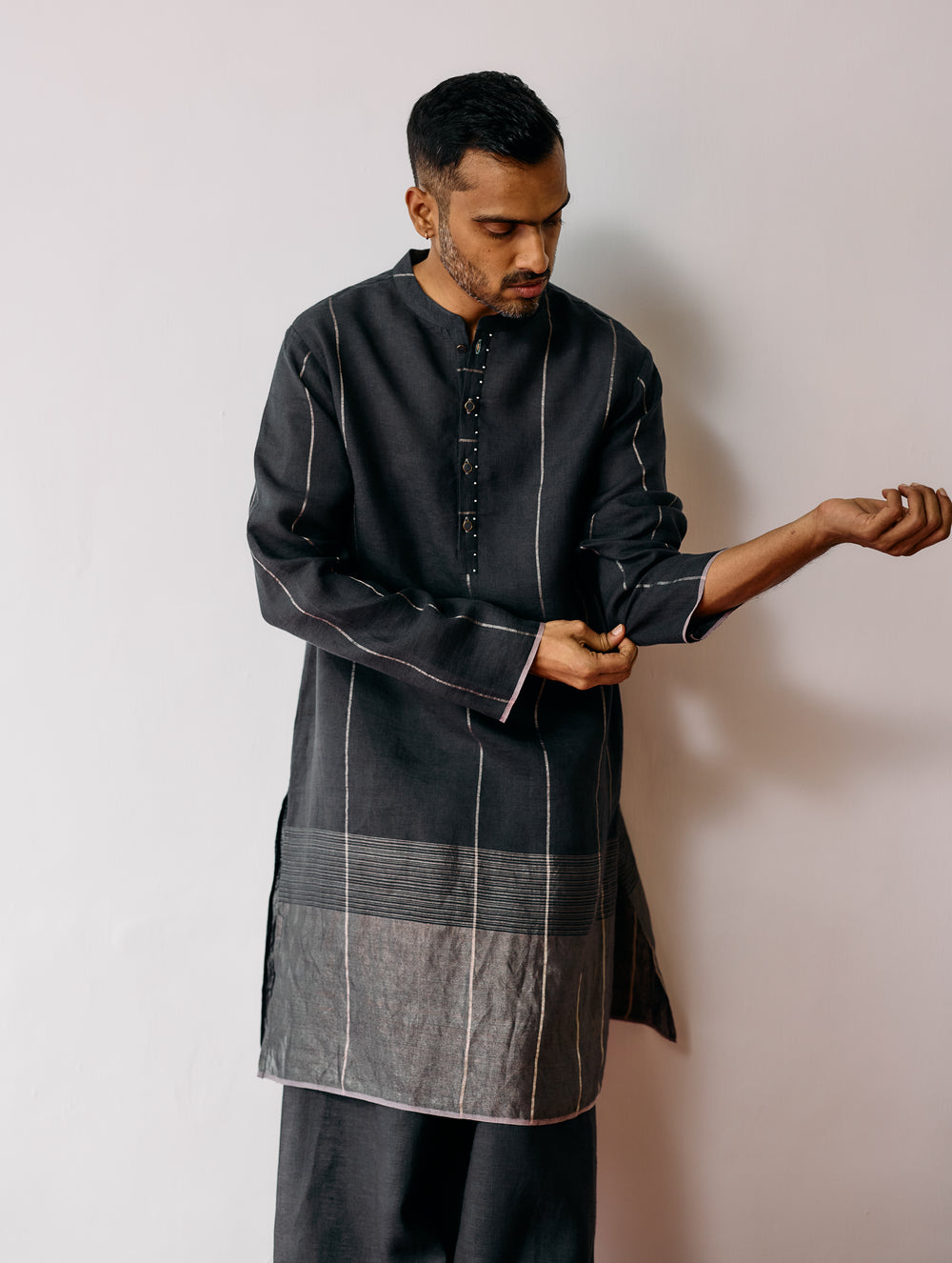 Jawahar Metallic Linen Kurta - Charcoal