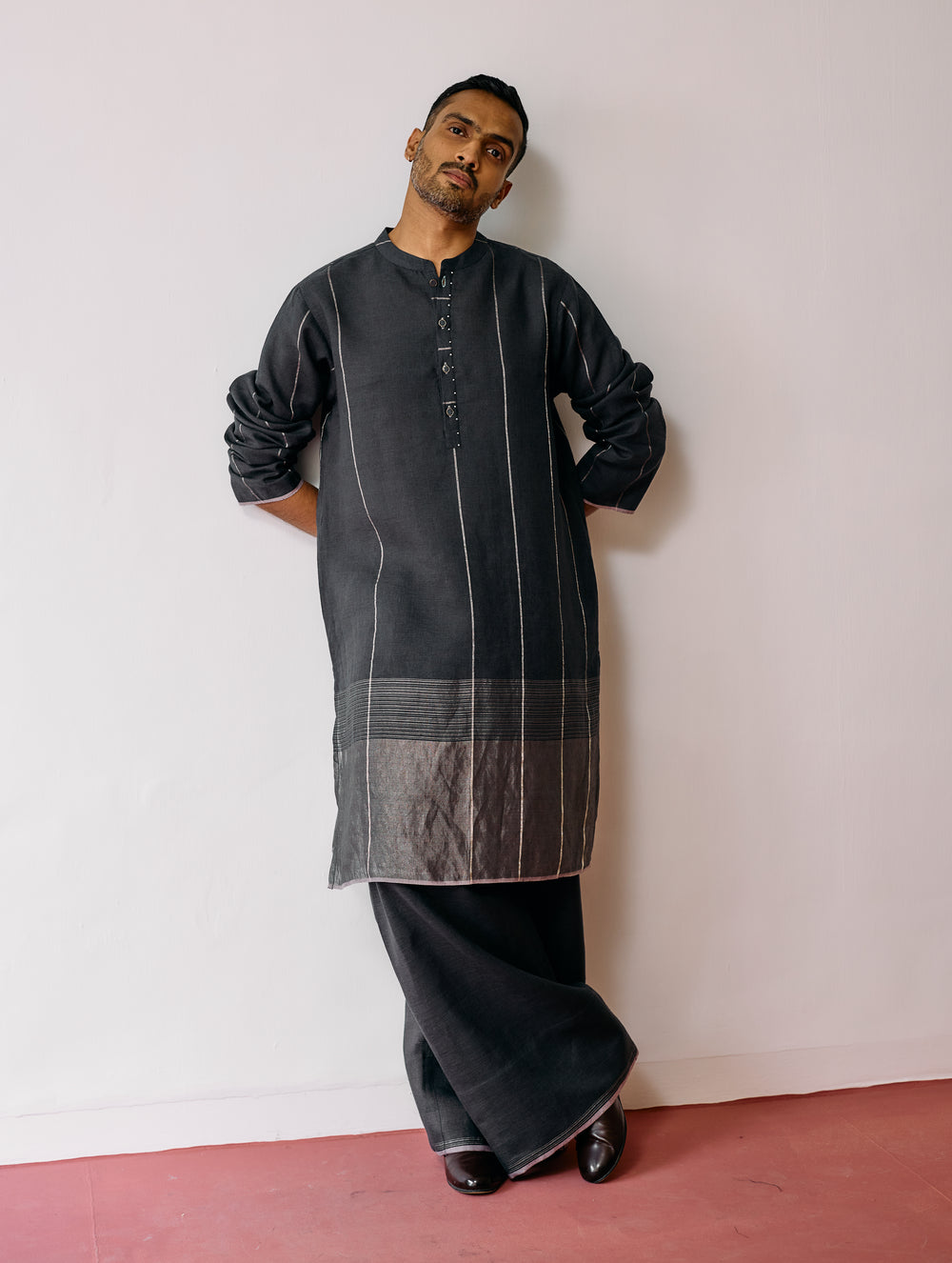 Jawahar Metallic Linen Kurta - Charcoal
