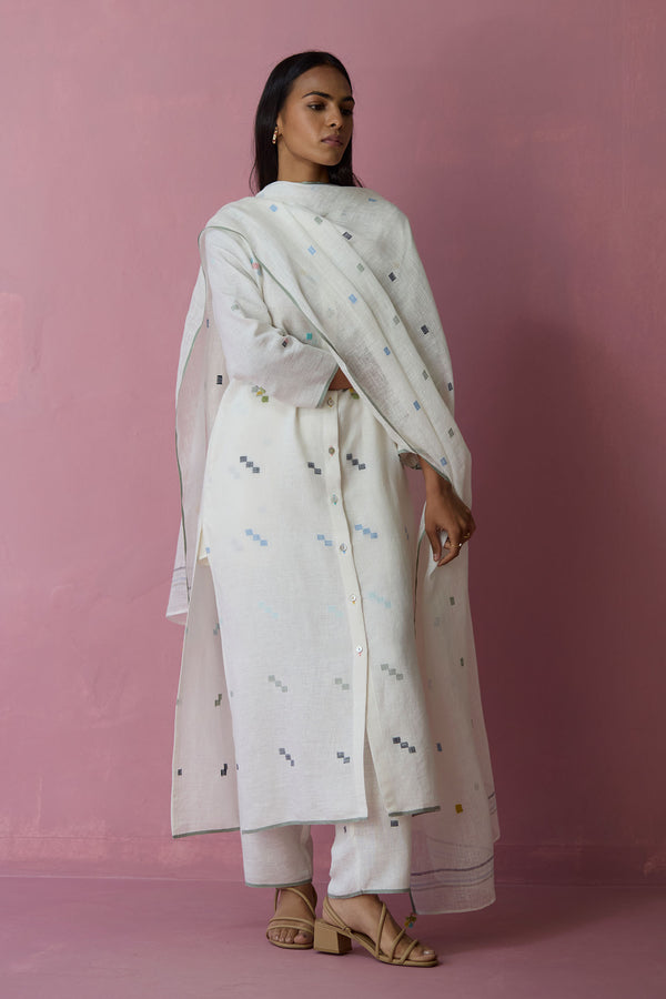 Miel Hand-Embroidered Jamdani Linen Kurta Set - Ivory