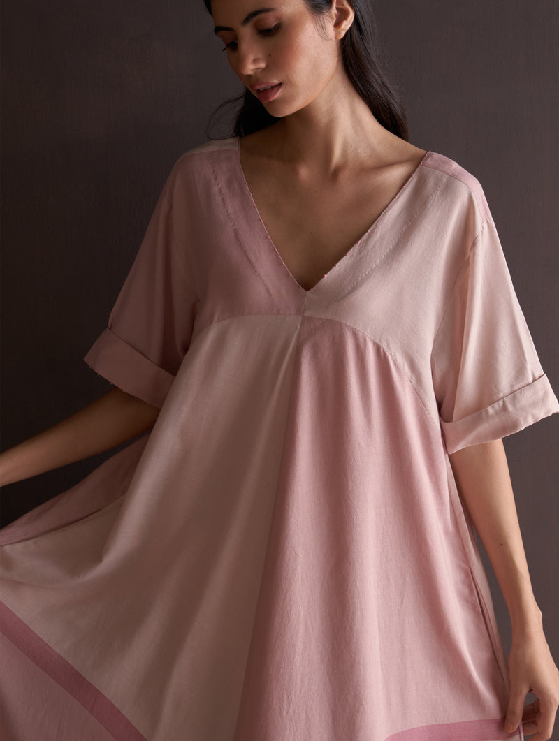 Kira Flowing Dress - Blush